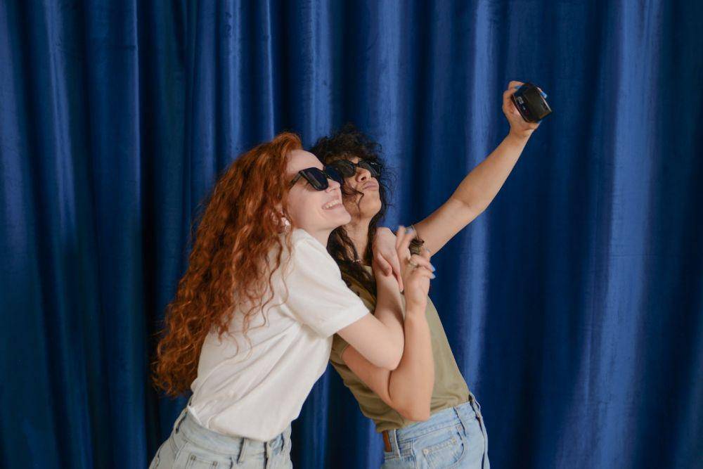 ilustrasi teman narsis (pexels.com/Anastasia Shuraeva)