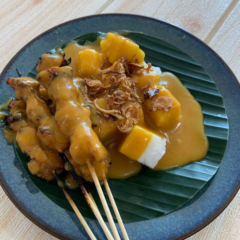 sate ayam padang (instagram.com/rossy_wu)