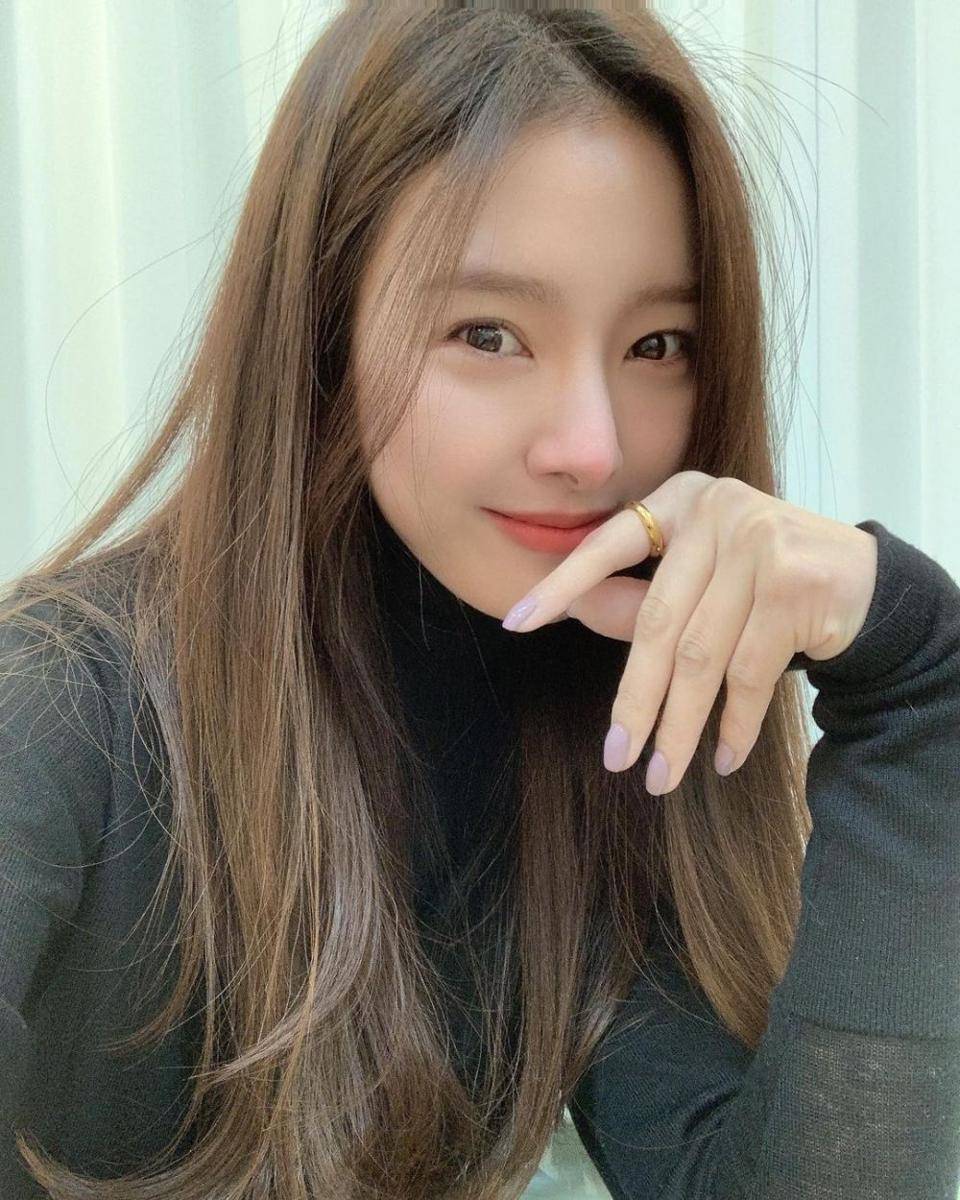 Kim So Eun (instagram.com/socun89)