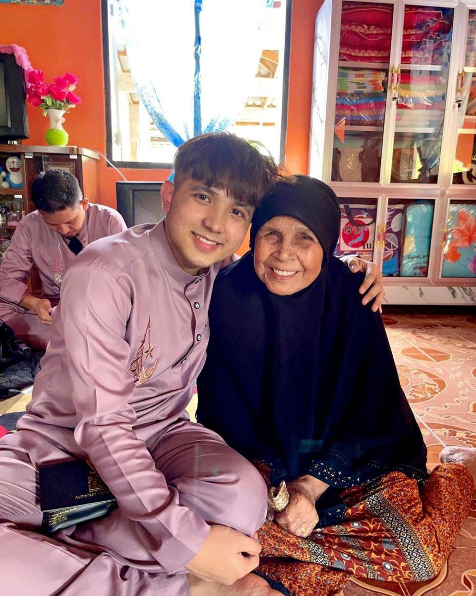 Jirayut (instagram.com/jirayutdaa4official)