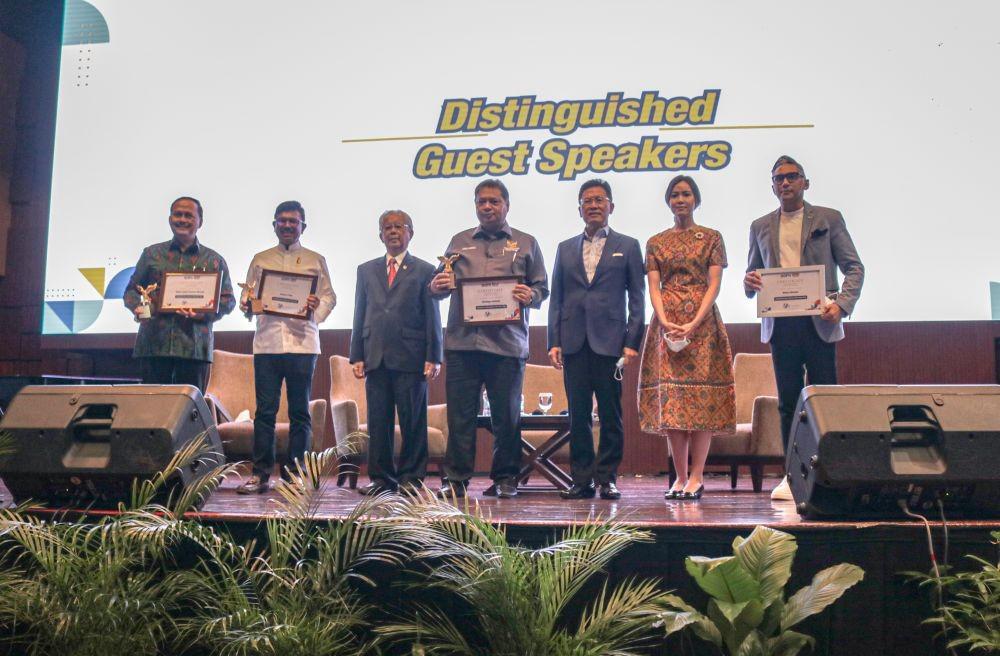 Ini Pesan 3 Menteri untuk Para Mahasiswa Baru di UPH Festival 2022