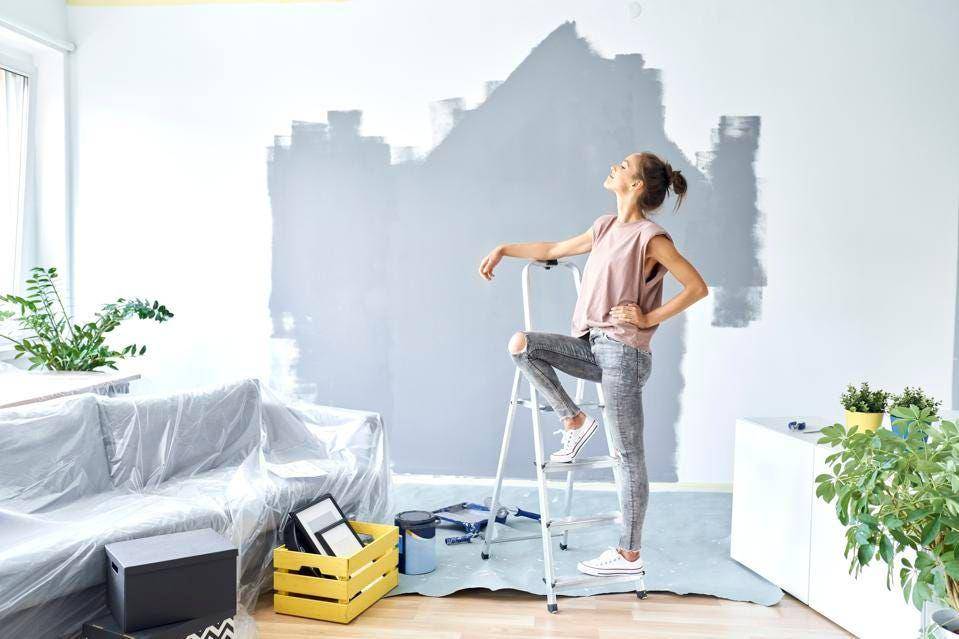 ilustrasi renovasi rumah (forbes.com)