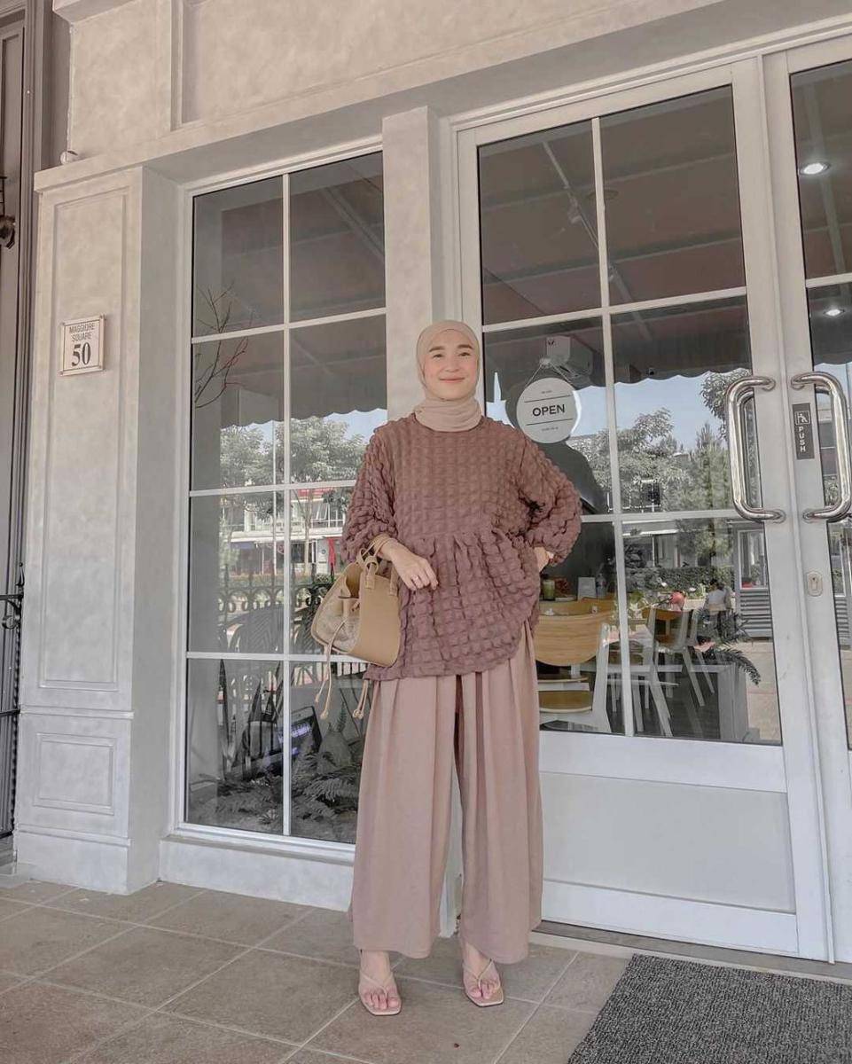 Potret OOTD (Instagram.com/denisarani)