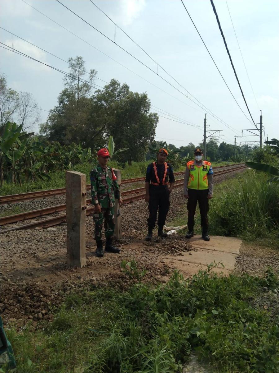 PT Kereta Api Indonesia (Persero) Daop 1 Jakarta telah menutup 36 titik perlintasan sebidang sebagai bentuk dukungan mewujudkan keselamatan di perlintasan jalur kereta api (Dok. PT KAI)