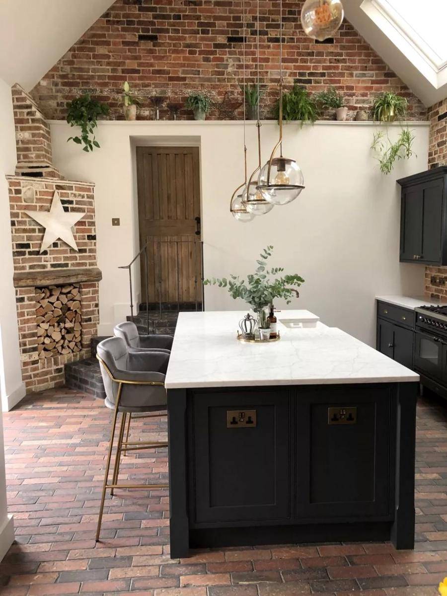 inspirasi desain dapur country (homesandgardens.com)
