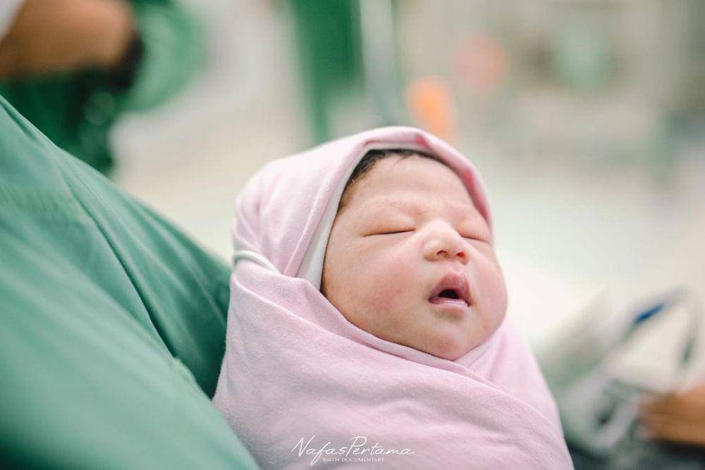 Momen persalinan Winona Willy. (instagram.com/baghskaragal)