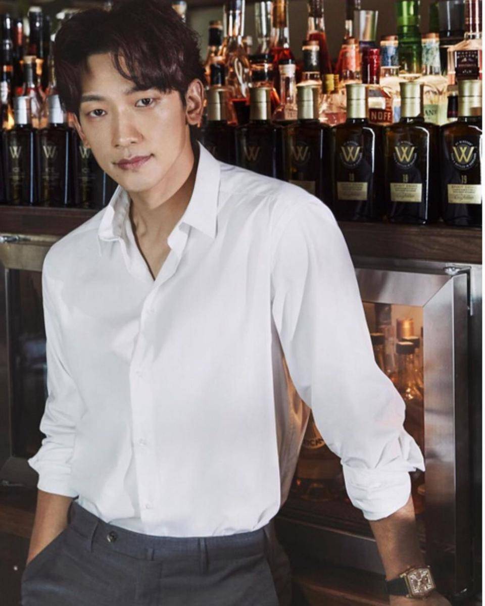 ide OOTD ngantor ala Rain (instagram.com/rain_oppa)