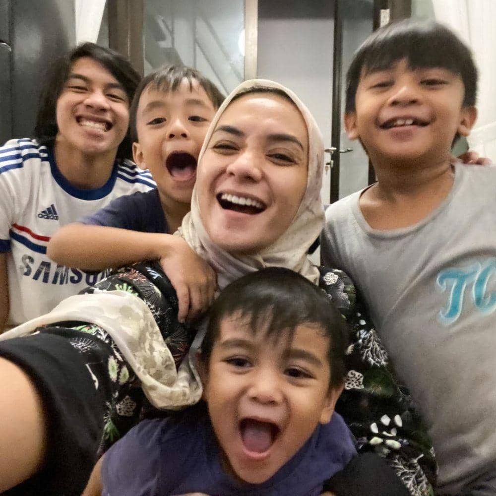 Enno Lerian dan buah hati (instagram.com/ennolerian_)