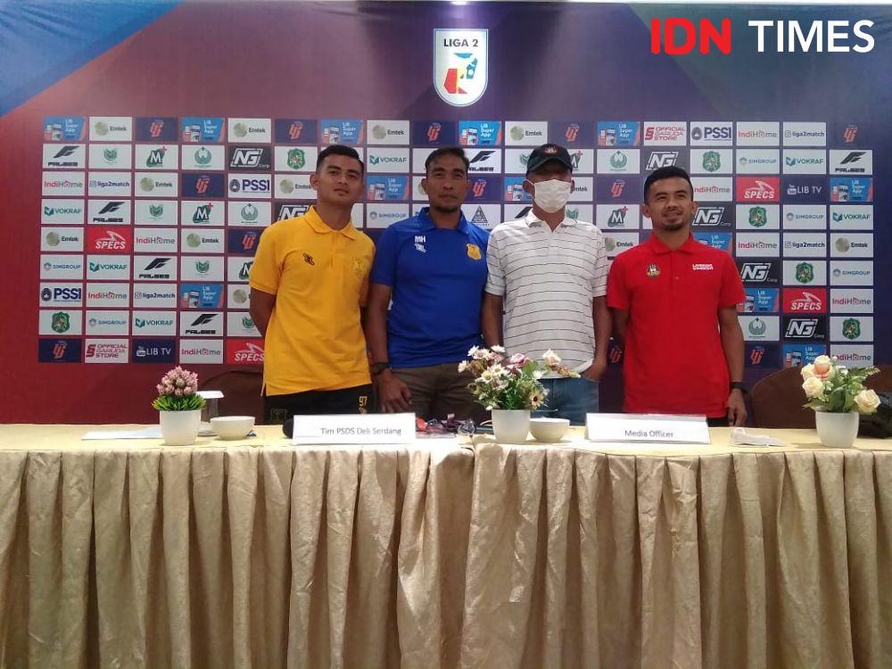 Dari kubu PSDS, M Irfan dan M Halim siap bentrok dengan Suharto AD dan Aidun Sastra (Karo United) pada laga pembuka Liga 2 di Stadion Teladan, Minggu (27/8/2022) (IDN Times/Doni Hermawan)