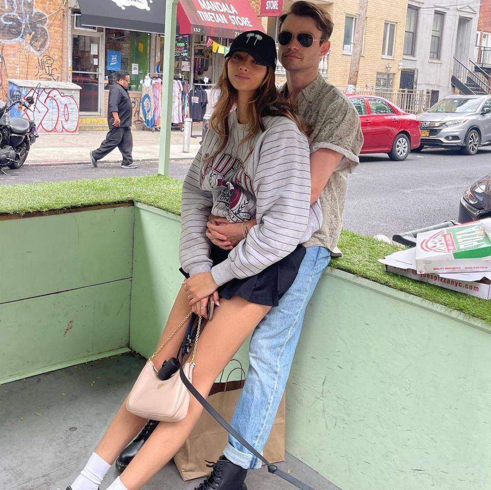 potret Yasmin Wijnaldum dan Thomas Doherty (Instagram.com/yasminwijnaldum)