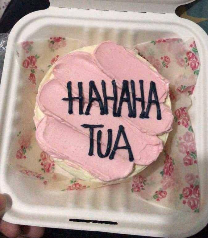 meme lucu ngerayain ulang tahun (twitter.com/HYUNSKYIE)