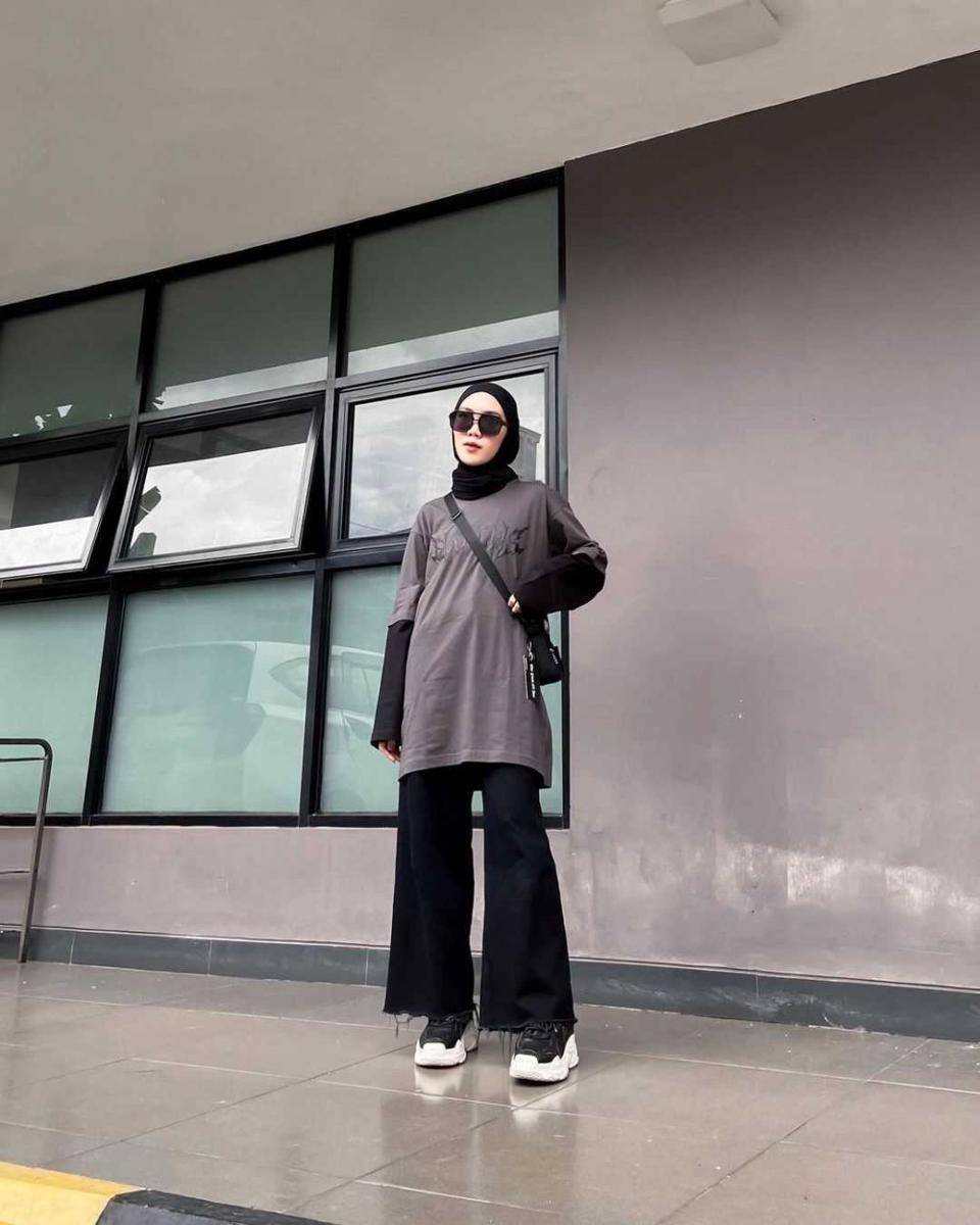 Potret OOTD (Instagram.com/dna.slvia)