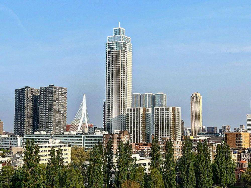 potret Zalmhaventoren (instagram.com/rotterdambassadeur)