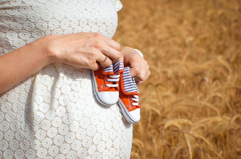 ilustrasi ibu hamil (unsplash.com/Sylwia Bartyzel)