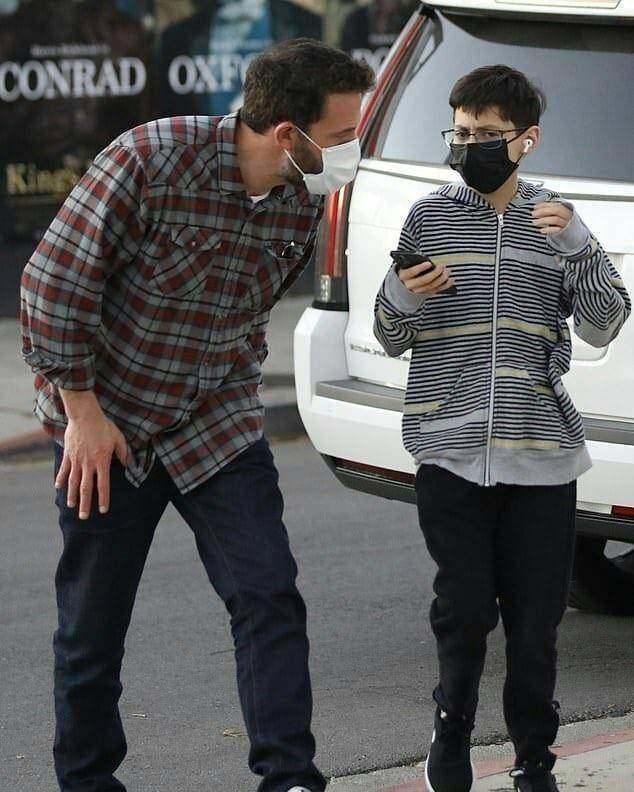 Ben Affleck Max Muniz di Los Angeles (instagram.com/hollywoodstarkids)