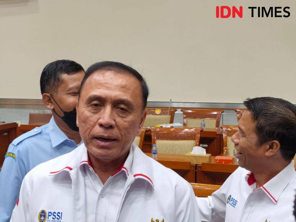 Ketua Umum PSSI, Mochamad Iriawan di Gedung DPR, Senin (29/8/2022). (IDN Times/Tino).