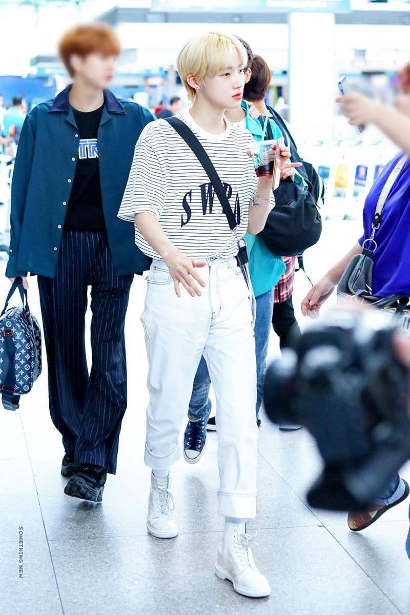 ide outfit New THE BOYZ (twitter.com/newhitex)