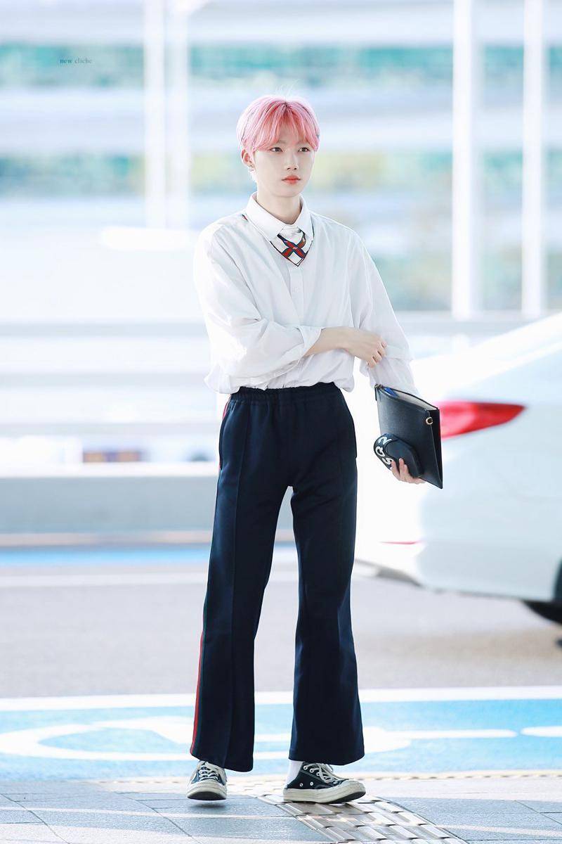 ide outfit New THE BOYZ (twitter.com/newhitex)