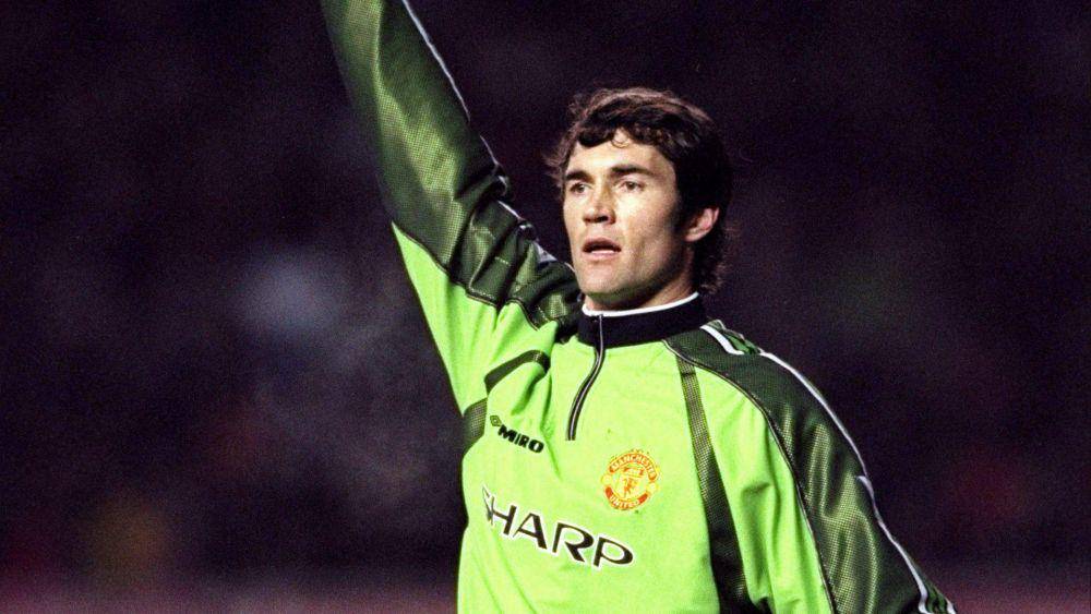 Raimond van der Gouw (manutd.com)
