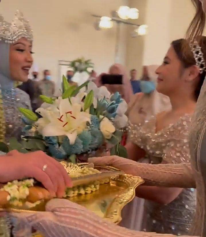 potret Prilly Latuconsina (instagram.com/prillylatuconsina96)