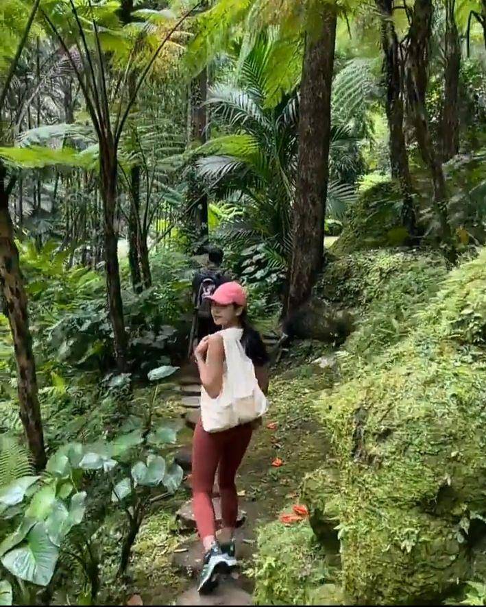 momen Maudy Ayunda di Bali (instagram.com/maudyayunda)