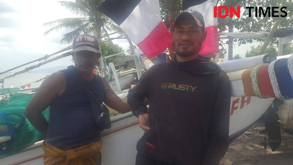 Nelayan di Pantai Mapak Indah Kota Mataram, Sukardi (IDN Times/Muhammad Nasir)
