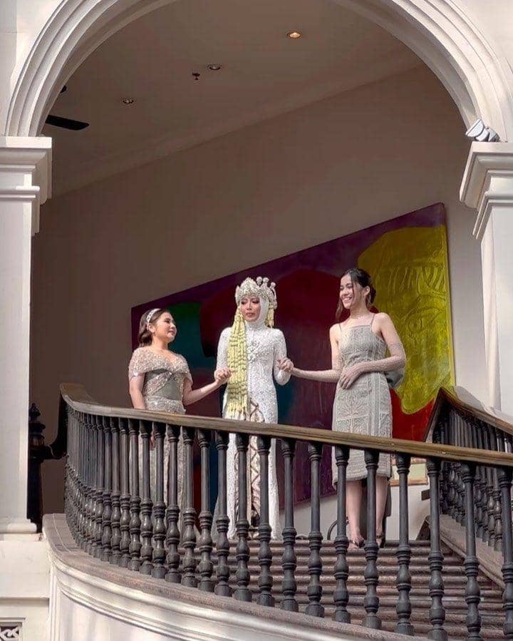 potret Prilly Latuconsina (instagram.com/prillylatuconsina96)