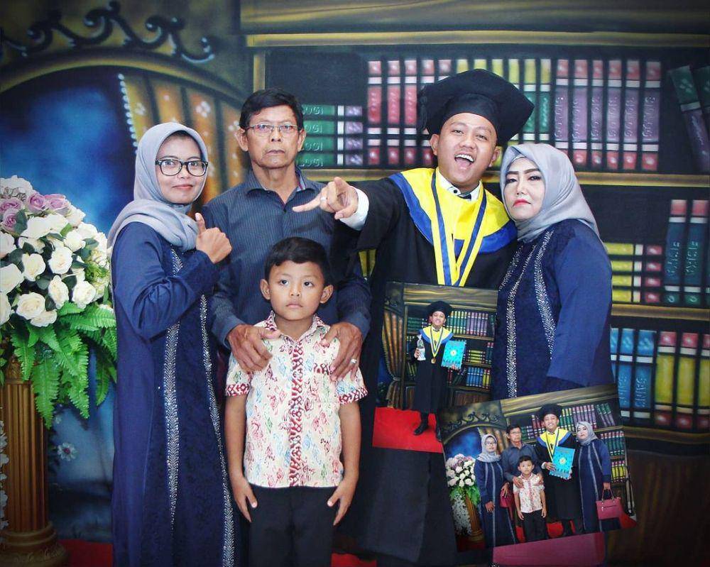 Denny Caknan dan keluarga (instagram.com/denny_caknan)