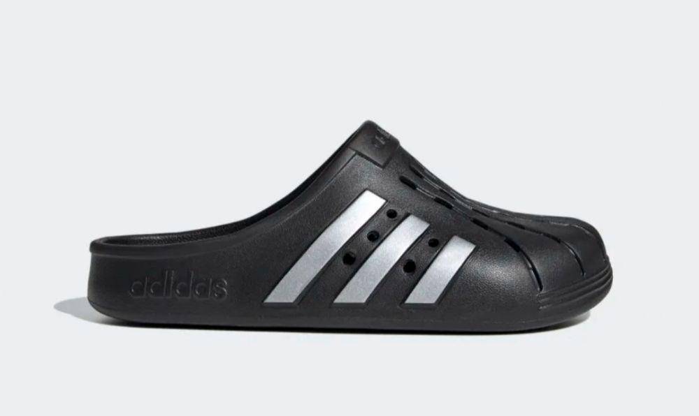 adidas | Adilette Clogs (adidas.com)