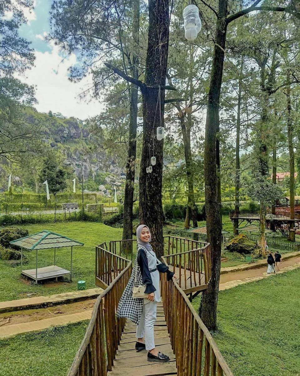 Woodland Kuningan (instagram.com/wisata_kuningan)