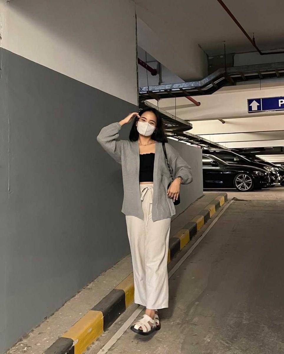 OOTD Cewe Bumi (instagram.com/jesicaceren)