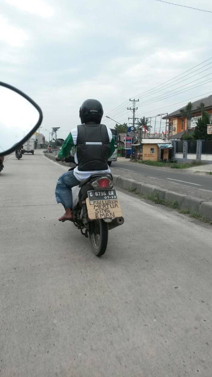 meme tentang mertua (twitter.com/selvianaana9)