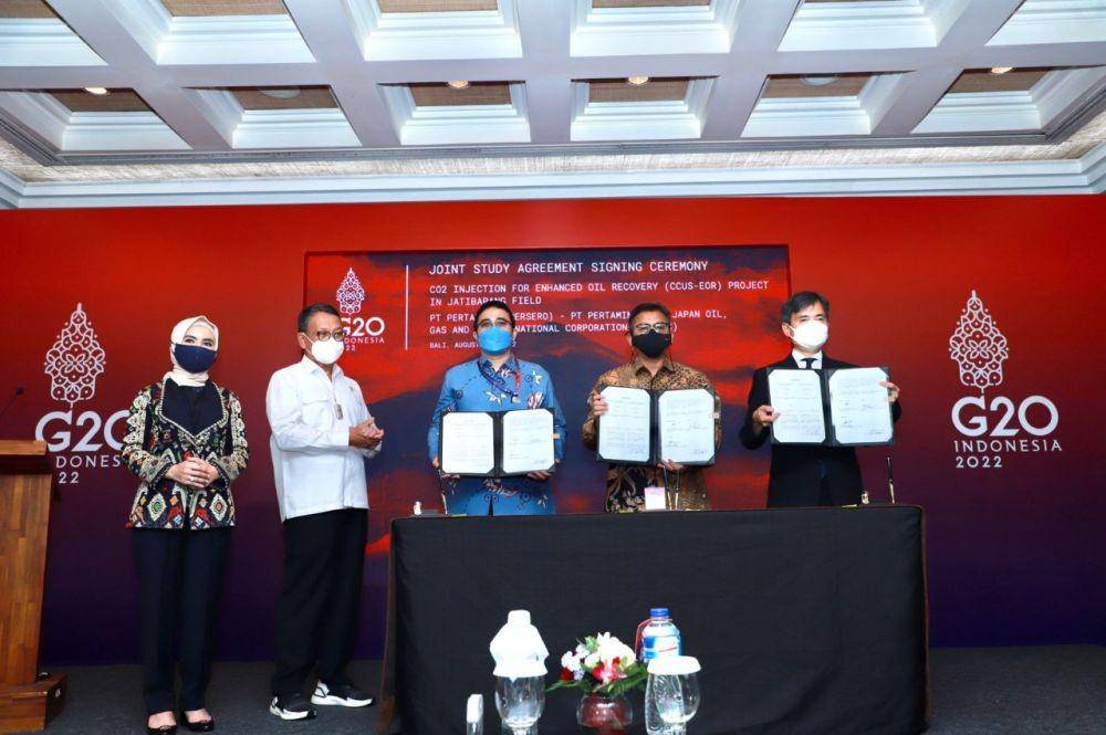 PT Pertamina (Persero) menyepakati kerja sama dengan beberapa perusahaan multinasional yang dilakukan di Nusa Dua, Bali, Senin (29/8/2022). (Dok. Pertamina)