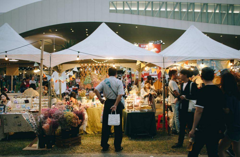 Ilustrasi bazar sekolah (unsplash.com/moralis)