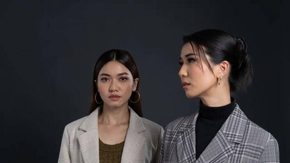 Diciptakan Yovie Widianto, Elma dan Christie
Rilis Bertahan Hati