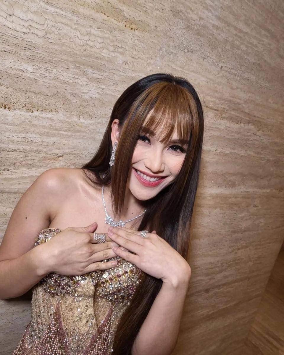 Ayu Ting Ting (instagram.com/ayutingting92)