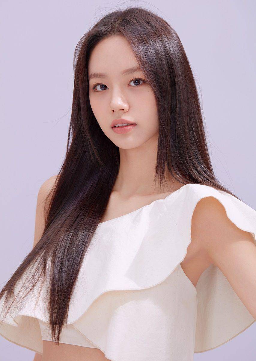 Hyeri Girl's Day (creativegrouping.com)