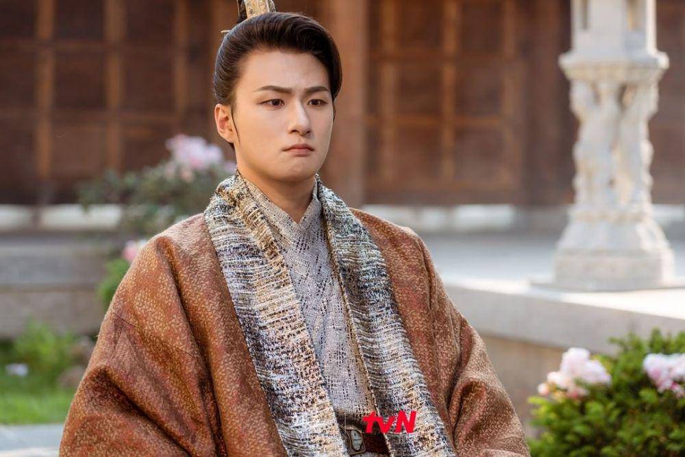Shin Seung Ho di drama Alchemy of Souls (instagram.com/tvn_drama)