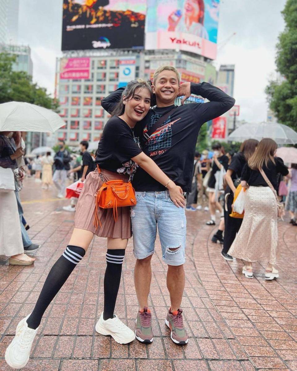 potret liburan keluarga Adly Fairuz di Jepang (instagram.com/angbeenrishi)