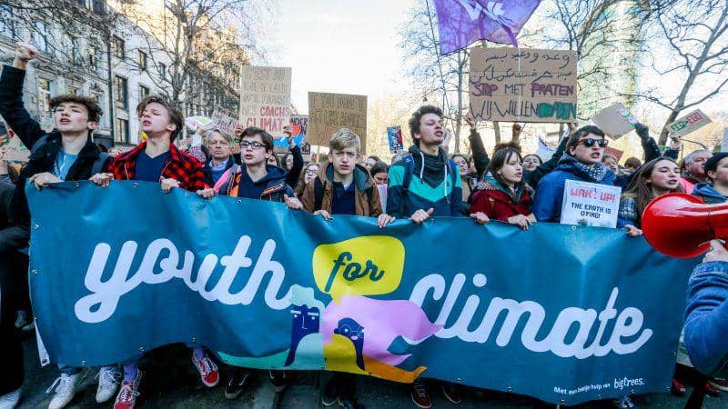 Urgensi Keterlibatan Generasi Muda dalam Agenda Transisi Energi