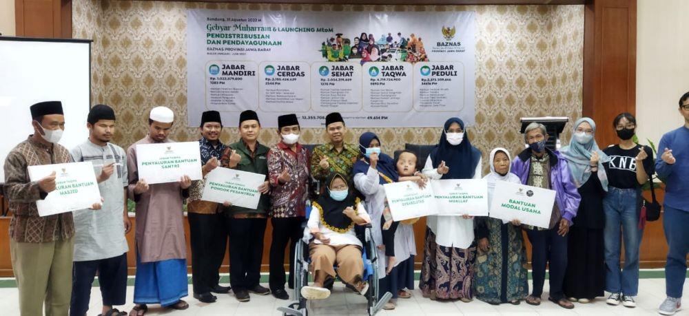 Baznas Jabar Salurkan Rp12 Miliar Dana Zakat untuk 49.614 Penerima Manfaat