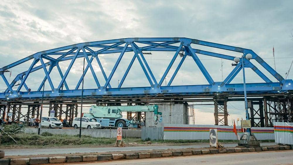 Malam Ini Jembatan Kereta di Maros Dipasang, Jalan Poros Ditutup