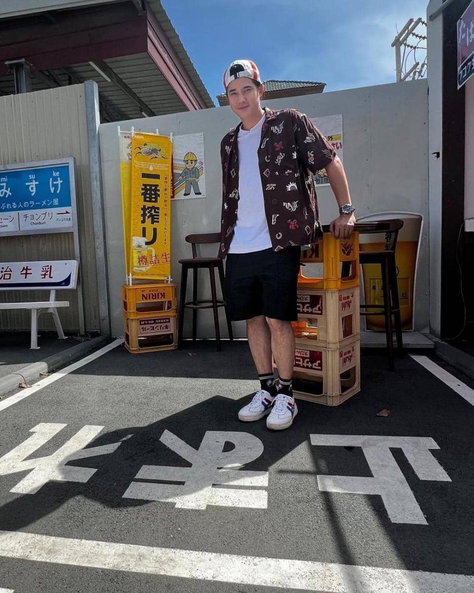 OOTD kasual ala Mario Maurer (instagram.com/mario_mm38)