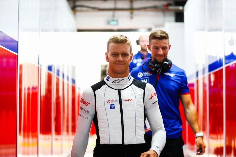Mick Schumacher Pisah Jalan dengan Ferrari pada Akhir Musim 2022