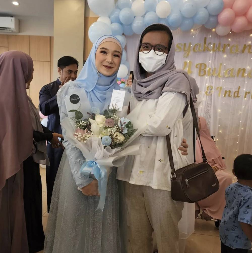 potret gender reveal anak Ustaz Riza dan Indri Giana (instagram.com/ustzrizamuhammad)