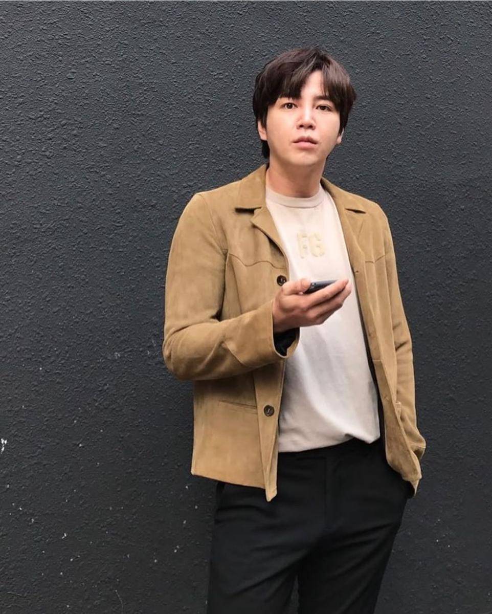 Jang Keun Suk (instagram.com/_asia_prince_jks)