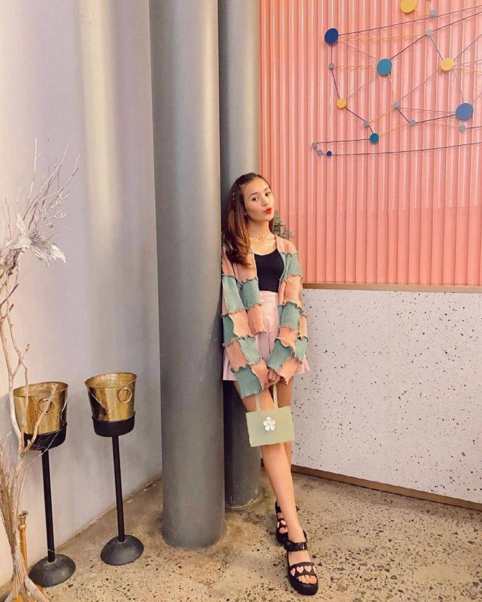 padu padan outer ala Artis (instagram.com/bebytsabina)