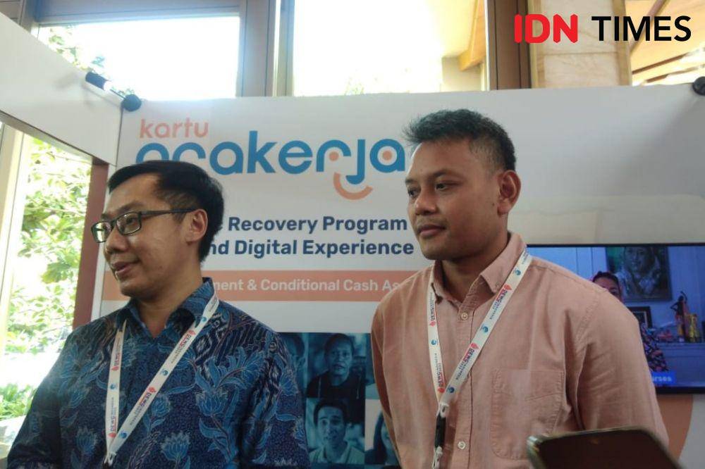 Head Pengembangan Ekosistem Manejemen Pelaksana Program (PMO) Kartu Prakerja, Andreas Aditya Swasti (kiri) di Nusa Dua, Bali, Rabu (31/8/2022) (IDN Times/Lia Hutasoit)