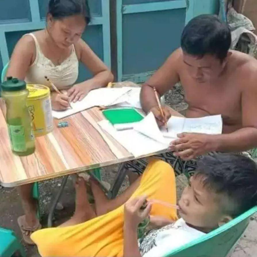 bapak bantuin bikin tugas (instagram.com/mrci.id)