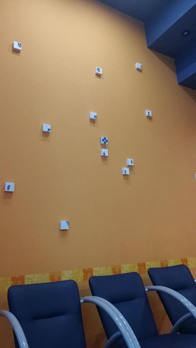 potret benda dengan konsep tidak jelas (reddit.com/user/patchestheshark)